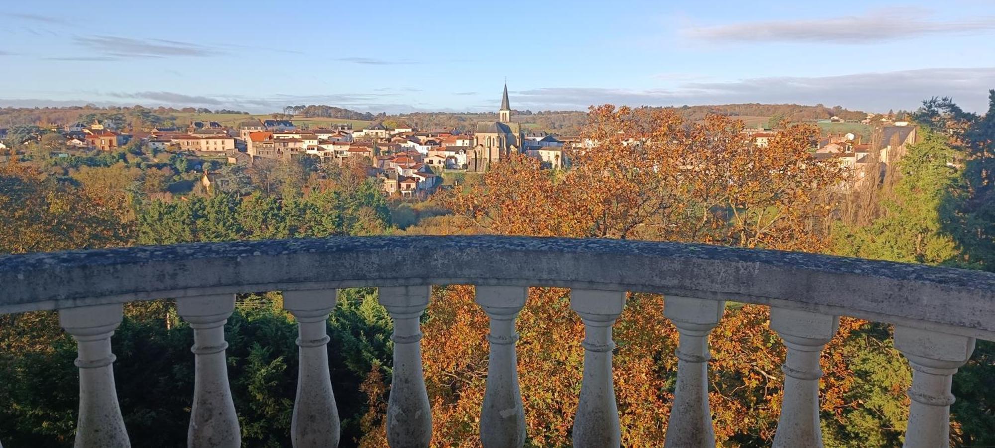 Gite De Charme Atypique Vue Panoramique Montrevault Buitenkant foto