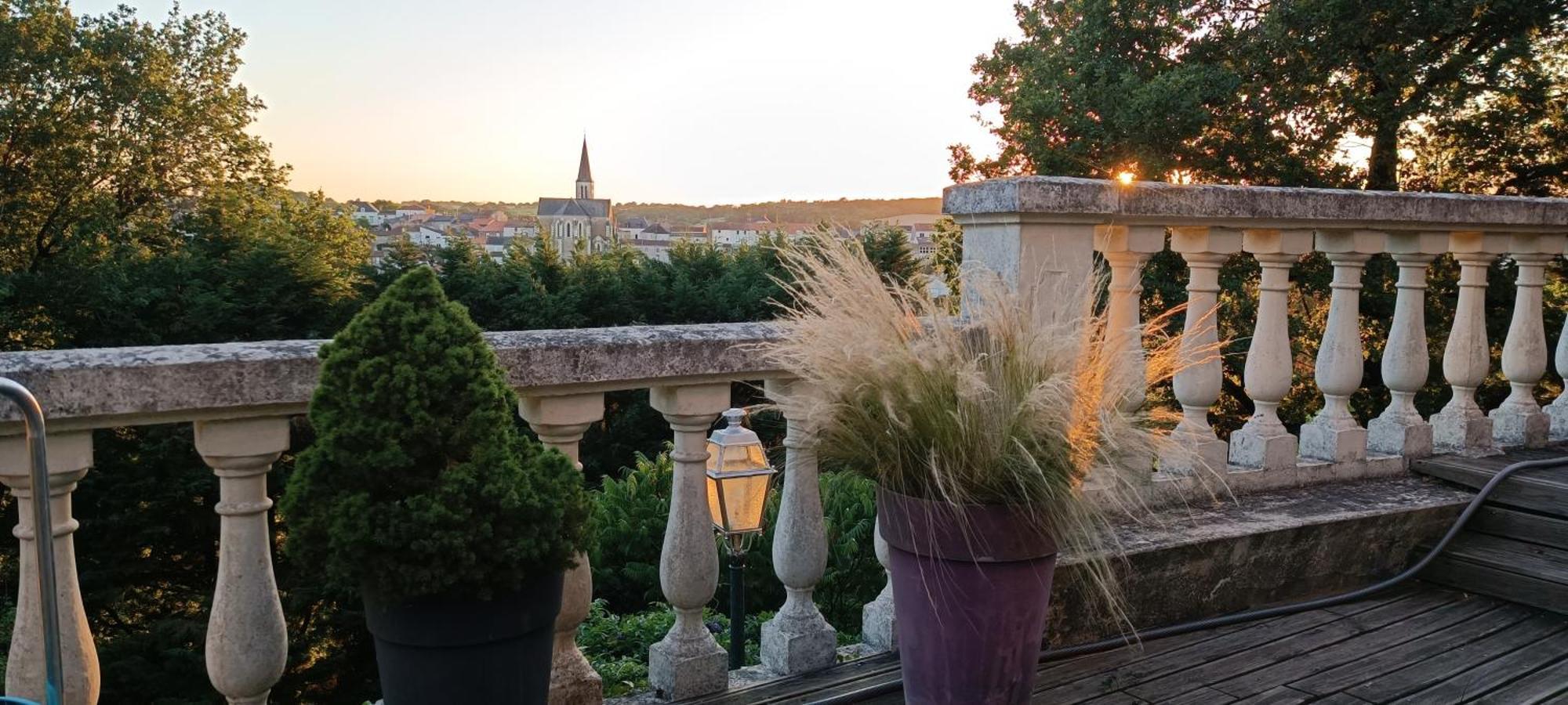 Gite De Charme Atypique Vue Panoramique Montrevault Buitenkant foto