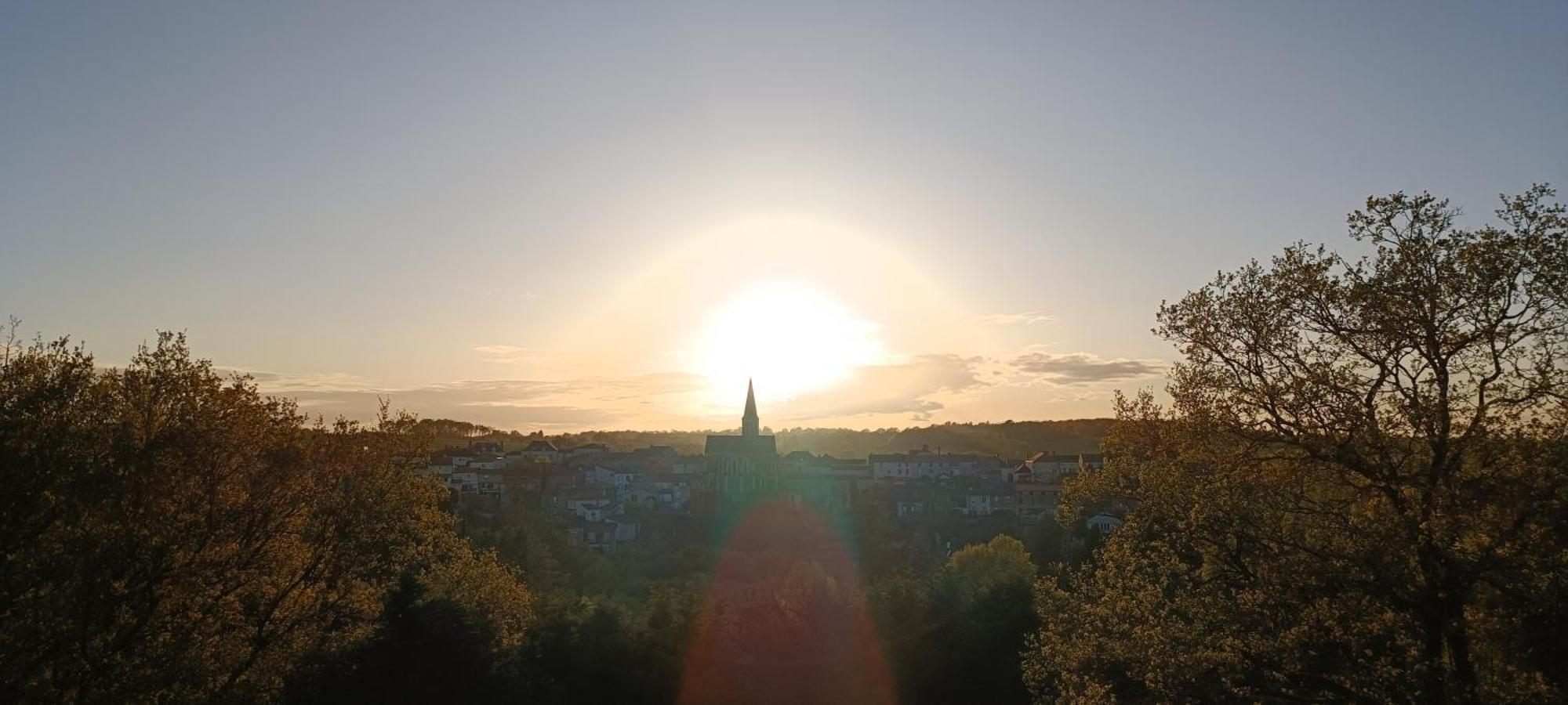 Gite De Charme Atypique Vue Panoramique Montrevault Buitenkant foto